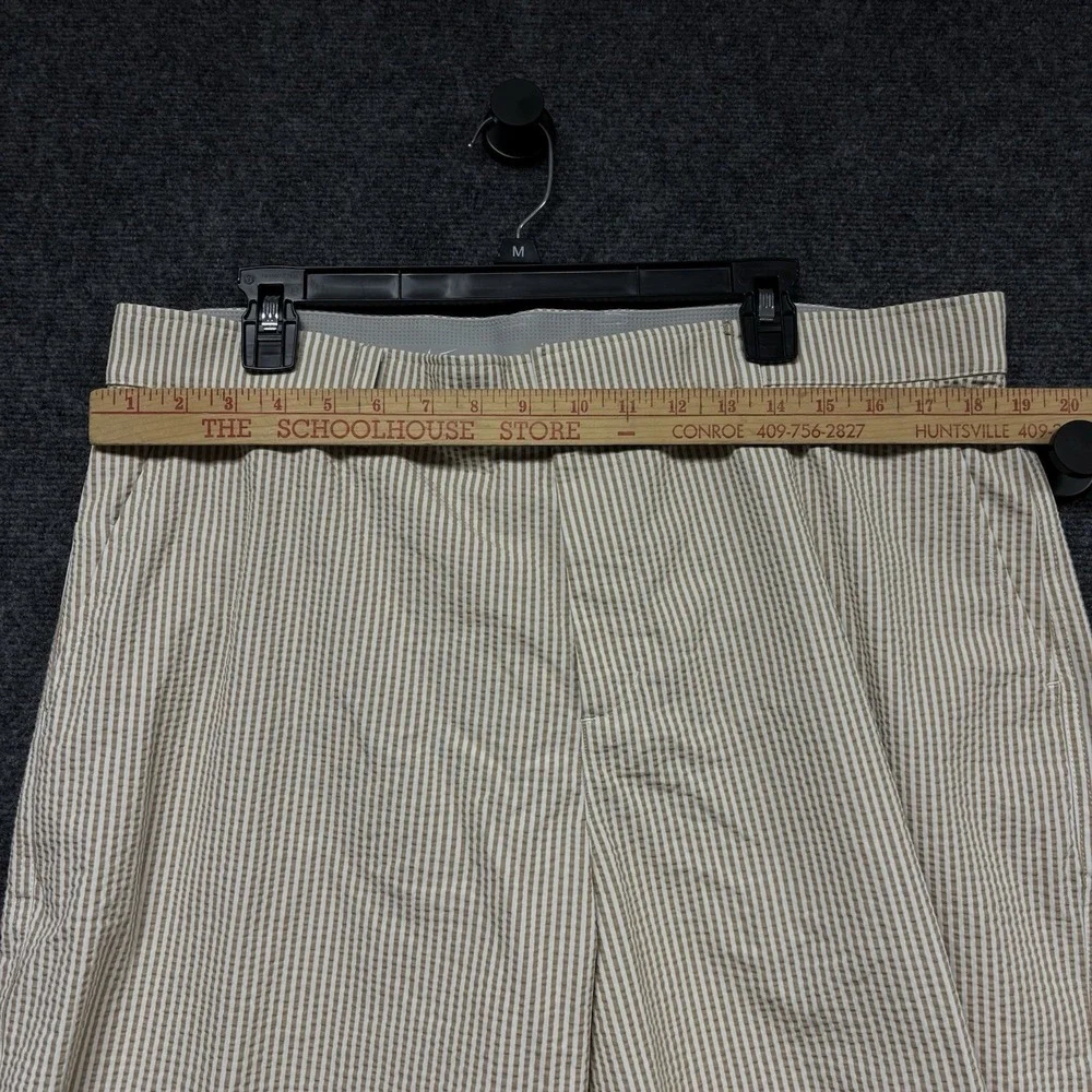 Nike Dri-FIT Golf Shorts 38 Khaki Seersucker Stripe‎ Stretch 8